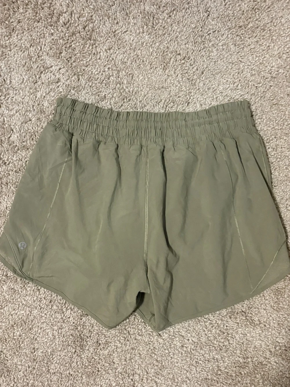 Lululemon Hotty Hot Short *High-Rise 4”